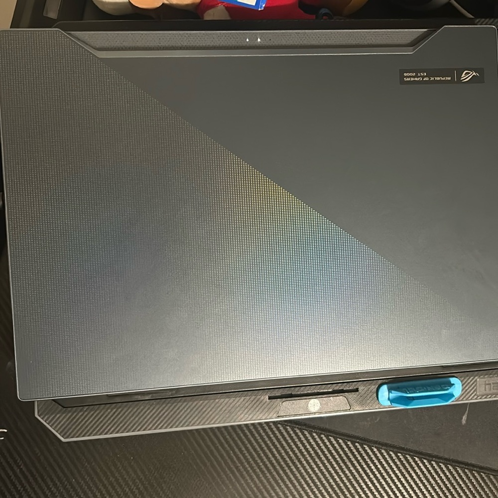 Gaming laptop!! Asus Rog zephyrus